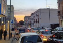 Paola. Stazioni di servizio prese d’assalto. Disagi nel centro cittadino e sulla ss18 -FOTO VIDEO-