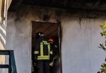 Casa in fiamme nella provincia di Cosenza. Illesi gli inquilini.