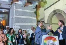 Paola. Politano scende in piazza e incassa il sostegno di ‘Primavera della Calabria’