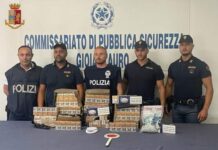 Pronti a spacciare Sigarette di contrabbando e marijuana. Due arresti