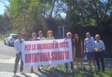 San Lucido:::Rotatoria Subito. Dopo la manifestazione nasce un comitato cittadino “Vogliamo sicurezza”