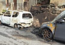 Auto in fiamme sul Tirreno Cosentino:::Ecco dove -FOTO-