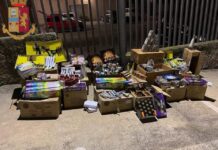 Oltre cento chili di materiale pirotecnico illegale sequestrato