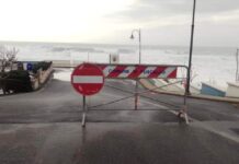 Fuscaldo:::divieto di sosta e di transito in prossimità del litorale. È allerta