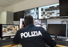 Individuati dalle Volanti due soggetti responsabili di rapina ai danni di un’anziana signora