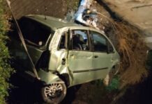 Tirreno Cosentino:::auto si ribalta. Conducente estratto dalle lamiere