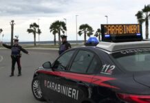 Coppia arrestata mentre spacciava droga sul lungomare. Ecco dove