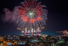 Belvedere M.mo, note di fuoco. Il divertimento stasera raddoppia. Doppio spettacolo pirotecnico