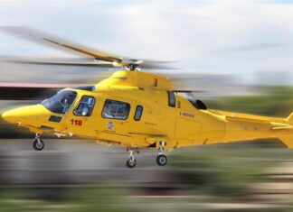 Bimbo di 5 anni cade dal balcone: trasportato in elisoccorso a Cosenza