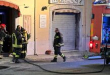 ULTIM’ORA. In fiamme noto ristorante della Provincia di Cosenza