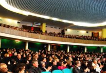 Paola. Successo di pubblico per la prima nazionale del film documentario “I due viaggi di Francesco”