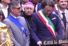 Paola. Consegna chiavi. D’Arieno ringrazia Politano: “Onorato di rappresentare ente Provincia”
