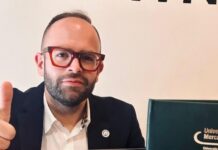 Mario Osso, giovane imprenditore del The Bar di Belmonte: “Spicco il volo anche grazie ai social”.