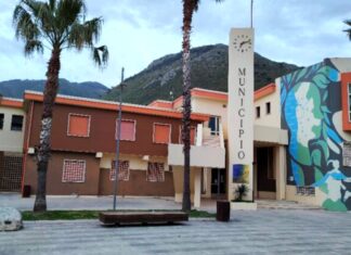 Praia a Mare, ordinanza anti baby vandali: stop ai minori di 14 anni in giro di notte da soli, multe fino a 500 euro