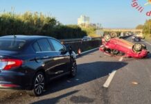 Scontro tra due auto sulla statale 280: quattro feriti
