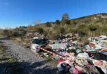 Orsomarso. Rifiuti abbandonati vicino al fiume Lao. Sequestrata un’area di 230 metri quadri