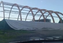 Paola, raffiche di vento. Danni al palatenda