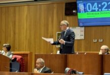 Centrale del Mercure, il gruppo del Pd abbandona l’Aula. “La questione di fiducia ennesimo atto di arroganza che calpesta la dignità del Consiglio e delle Comunità interessate”