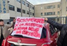 Scalea. Studenti del Liceo Pietro Metastasio disertano lezioni: “manca sicurezza nelle aule”