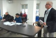 Diamante. Bagarre in aula. Maggioranza vieta le comunicazioni iniziali e Pascale abbandona la seduta. Animi concitati anche nel pubblico