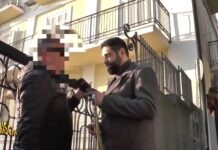 Inviato di striscia la notizia insultato e schiaffeggiato a Cetraro durante un servizio sulla ‘ndrangheta