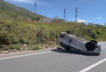 Incidente sulla SS18: auto si ribalta, giovane donna trasportata in ospedale a Paola