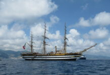 La nave Amerigo Vespucci il 12 Maggio a Scalea. Sosterà nelle acque antistanti Torre Talao