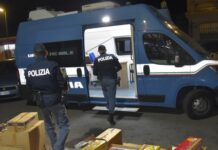 La Polizia di Stato sequestra oltre 400 kg di articoli pirotecnici.