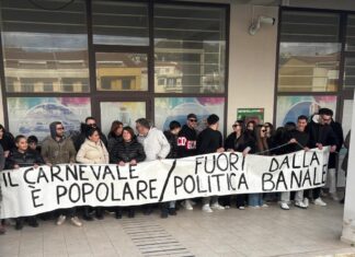 Amantea, Carnevale e Polemiche, la protesta dei Carristi: «Più rispetto per Campora San Giovanni»