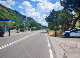 Tirreno Cosentino: Controlli stradali sulla Statale 18: fermato uomo in possesso di arma da taglio