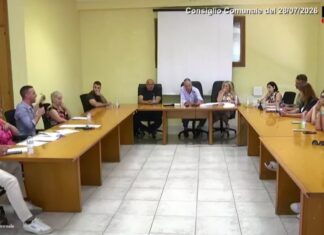 Praia a Mare, salta il numero legale sul piano spiaggia: seduta rinviata tra le polemiche