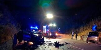 Tragico incidente sulla Statale 106: un morto e tre feriti, strada temporaneamente chiusa